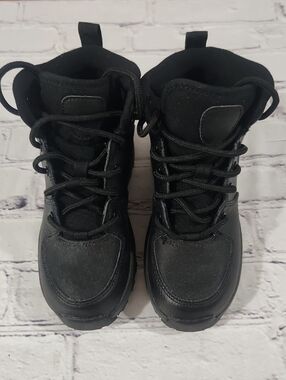 Nike Black Manoa Kids Boots Size 13C